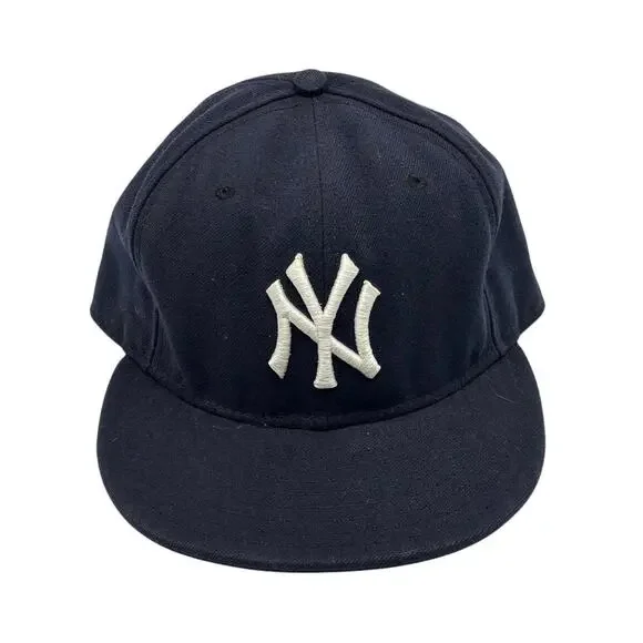 New York Yankees 59FIFTY Fitted Hat - MLB Authentic On-Field Cap 7 1/4 - Picture 2 of 5